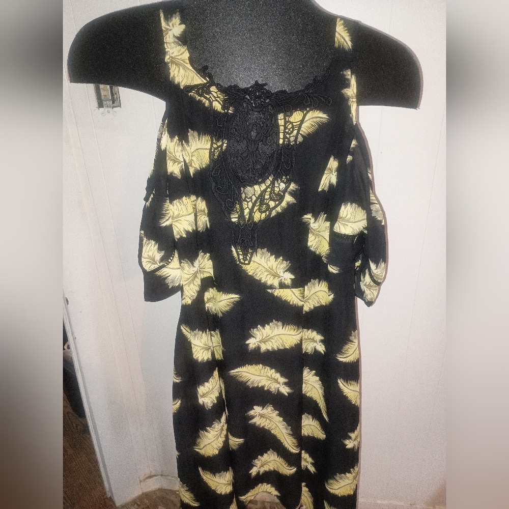 Disney Black and Yellow Feather Pattern Dress Beauty And The Beast Medium